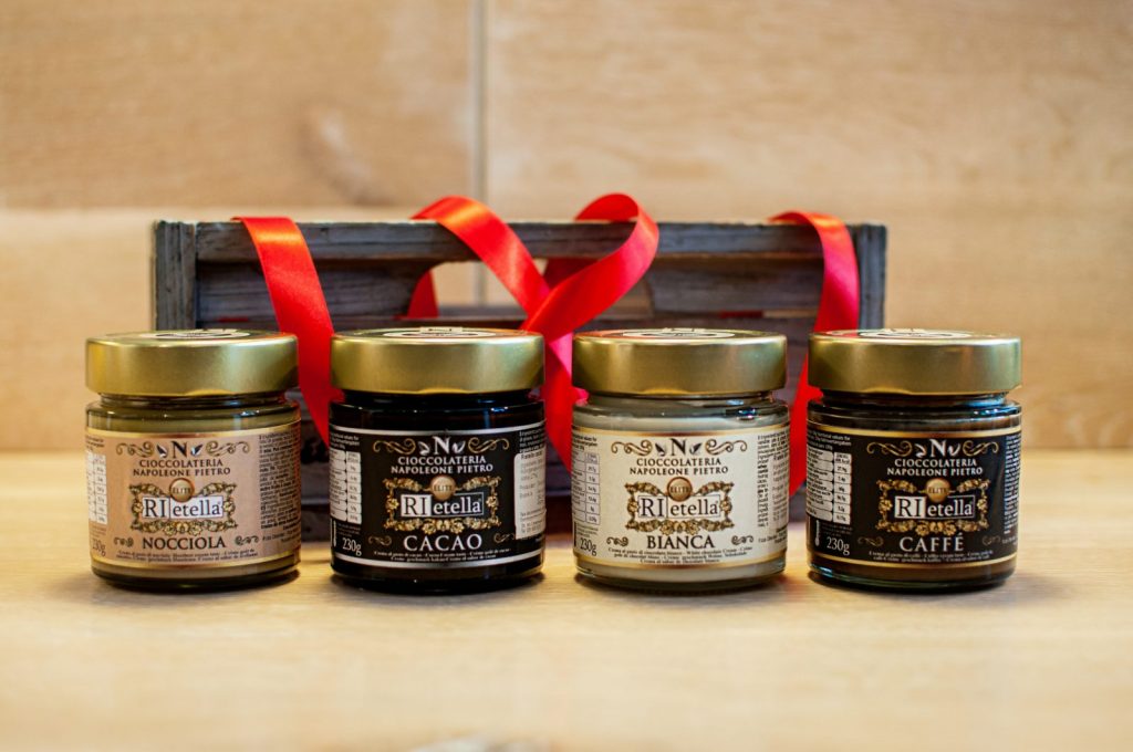 pachet italia, pachete italia, pachet cadou italia, pachete cadou italia, pachet delicios, pachete delicioase, cacao, caffe, ciocolata, fondante, gourmet, italia, latte, mini, nocciola, penne, pistacchio, prosecco, sos mediteranean, sticla marturii nunta, sticle marturii nunta, sticla de nunta marturie, sticle de nunta marturie, sticla de nunta marturii, sticle de nunta marturii, sticla eveniment, sticle eveniment, sticla sticla amintire, sticle amintire, sticla suvenir, sticle suvenir, miniatura vin suvenir, miniaturi vin suvenir, vin suvenir, vinuri suvenir, sticla vin suvenir, sticle vin suvenir, vin romanesc, vinuri romanesti, miniatura vin romanesc, miniaturi vinuri romanesti, vin romanesc calitate, vinuri romanesti calitate, vin rose romanesc, vinuri rose romanesti, vin rosu romanesc, vinuri rosii romanesti, vin alb romanesc, vinuri albe romanesti, vin romanesc cadou, vinuri romanesti cadou, suvenir romanesc, suveniruri romanesti, suvenir romania, vin bun, vinuri bune, vin bun romanesc, vinuri bune romanesti, sticluta vin, sticlute vin, sticluta vin romanesc, sticlute vin romanesti, mini cadou, mini cadouri, cadou ieftin, cadouri ieftine, mini cadou ieftin, mini cadouri ieftine, vin speciale, vinuri speciale, pachet cadou, vin personalizat, sticla vin personalizata, sticle vin personalizate, vin cadou personalizat, vinuri cadou personalizate, vinuri cu sentimente, vin cadou, mesaj personalizat, cadou personalizat, eticheta cu sentimente, cadou inedit, cadou online, vin cadou online, vinuri cadou online, wine gift, etichete personalizate, pret vin personalizat, preturi vinuri personalizate, vin personalizat, vinuri personalizate, personalizare vinuri nunta, cadouri personalizate, personalizare marturii nunta, marturii nunta personalizate, cadouri online, vin pentru cadou, vinuri pentru cadouri, magazin online vinuri, pachete vinuri cadou, eticheta cu sentimente, roze, miniatura roze, miniatura vin roze, miniaturi roze, miniaturi vin roze, miniaturi vin online, miniaturi online, marturie nunta, marturii nunta, marturii nunti, marturii nunta online, marturie nunta online, marturie vin, marturii vin, marturie cadou online, marturii cadou online, marturie magazin online, marturii magazin online, vin personalizat, sticla vin personalizata, sticle vin personalizate, vin cadou personalizat, vinuri cadou personalizate, vinuri cu sentimente, vin cadou, mesaj personalizat, cadou personalizat, eticheta cu sentimente, cadou inedit, cadou online, vin cadou online, vinuri cadou online, wine gift, etichete personalizate, pret vin personalizat, preturi vinuri personalizate, vin personalizat, vinuri personalizate, personalizare vinuri nunta, cadouri personalizate, personalizare marturii nunta, marturii nunta personalizate, cadouri online, vin pentru cadou, vinuri pentru cadouri, magazin online vinuri, pachete vinuri cadou, eticheta cu sentimente, sticla vin, cadou iubit, cadou iubita, cadouri iubit, cadouri iubita, cadou prieten, cadou prieteni, cadouri prieten, cadouri prieteni, cadouri familie, cadou familie, miniatura cadou, miniaturi cadou, cadou dragut, cadouri dragute, pentru el, pentru ea, pentru el si ea, cadou pentru el, cadouri pentru el, cadou pentru ea, cadouri pentru ea, cadou pentru el si ea, cadouri pentur el si ea, cadou surpriza, cadouri surpriza, sticla personalizata, sticle personalizate, cadouri vin, cadou vin, vin giveaway, vinuri giveaway, cadou giveaway, cadouri giveaway, vin give away, vinuri give away, cadou givea way, cadouri give away, cadou moment special, cadouri moment special, cadou momente speciale, cadouri momente speciale, vin miniatura, vinuri miniatura, magazin vin online, magazin vinuri online, magazin miniaturi vin online, cadouri nunta botez, vin personalizat, sticla vin personalizata, sticle vin personalizate, vin cadou personalizat, vinuri cadou personalizate, vinuri cu sentimente, vin cadou, mesaj personalizat, cadou personalizat, eticheta cu sentimente, cadou inedit, cadou online, vin cadou online, vinuri cadou online, wine gift, etichete personalizate, pret vin personalizat, preturi vinuri personalizate, vin personalizat, vinuri personalizate, personalizare vinuri nunta, cadouri personalizate, personalizare marturii nunta, marturii nunta personalizate, cadouri online, vin pentru cadou, vinuri pentru cadouri, magazin online vinuri, pachete vinuri cadou, eticheta cu sentimente, sticla marturii nunta, sticle marturii nunta, sticla de nunta marturie, sticle de nunta marturie, sticla de nunta marturii, sticle de nunta marturii, sticla eveniment, sticle eveniment, sticla sticla amintire, sticle amintire, sticla suvenir, sticle suvenir, miniatura vin suvenir, miniaturi vin suvenir, vin suvenir, vinuri suvenir, sticla vin suvenir, sticle vin suvenir, vin romanesc, vinuri romanesti, miniatura vin romanesc, miniaturi vinuri romanesti, vin romanesc calitate, vinuri romanesti calitate, vin rose romanesc, vinuri rose romanesti, vin rosu romanesc, vinuri rosii romanesti, vin alb romanesc, vinuri albe romanesti, vin romanesc cadou, vinuri romanesti cadou, suvenir romanesc, suveniruri romanesti, suvenir romania, vin bun, vinuri bune, vin bun romanesc, vinuri bune romanesti, sticluta vin, sticlute vin, sticluta vin romanesc, sticlute vin romanesti, mini cadou, mini cadouri, cadou ieftin, cadouri ieftine, mini cadou ieftin, mini cadouri ieftine, vin speciale, vinuri speciale, vin albastru, vin cool, vinuri cool, vin chardonnay albastru, chardonnay albastru, vin antiocianinca, vin pigment antocianinca, vinuri albastre, vin spania, vinuri spania, bodegas, crama bodegas, vin bodegas, vinuri bodegas, chardonnay, noutate vin, noutati vin, noutate vinuri, noutati vinuri, 100% chardonnay, vin bun, vinuri bune, vin special, vinuri speciale, vin dulceag, vin demisec, vinuri demiseci, vin trendy, vinuri trendy, pasion blu, passion blu, vin albastru pret, vin albastru romania, vin albastru comanda, vin gik pret, gik romania, gik comanda, blue wine, blue wines, pasion blue wine, pasion blue wines, passion blue wine, vin pigment indigo, vin bleu, vinuri bleu, pasion bleu, gik blew, gik live, marturie nunta, marturii nunta, marturii nunti, marturii nunta online, marturie nunta online, marturie vin, marturii vin, marturie cadou online, marturii cadou online, marturie magazin online, marturii magazin online, vin personalizat, sticla vin personalizata, sticle vin personalizate, vin cadou personalizat, vinuri cadou personalizate, vinuri cu sentimente, vin cadou, mesaj personalizat, cadou personalizat, eticheta cu sentimente, cadou inedit, cadou online, vin cadou online, vinuri cadou online, wine gift, etichete personalizate, pret vin personalizat, preturi vinuri personalizate, vin personalizat, vinuri personalizate, personalizare vinuri nunta, cadouri personalizate, personalizare marturii nunta, marturii nunta personalizate, cadouri online, vin pentru cadou, vinuri pentru cadouri, magazin online vinuri, pachete vinuri cadou, eticheta cu sentimente, sticla vin, cadou iubit, cadou iubita, cadouri iubit, cadouri iubita, cadou prieten, cadou prieteni, cadouri prieten, cadouri prieteni, cadouri familie, cadou familie, miniatura cadou, miniaturi cadou, cadou dragut, cadouri dragute, pentru el, pentru ea, pentru el si ea, cadou pentru el, cadouri pentru el, cadou pentru ea, cadouri pentru ea, cadou pentru el si ea, cadouri pentur el si ea, cadou surpriza, cadouri surpriza, sticla personalizata, sticle personalizate, cadouri vin, cadou vin, vin giveaway, vinuri giveaway, cadou giveaway, cadouri giveaway, vin give away, vinuri give away, cadou givea way, cadouri give away, cadou moment special, cadouri moment special, cadou momente speciale, cadouri momente speciale, vin miniatura, vinuri miniatura, magazin vin online, magazin vinuri online, magazin miniaturi vin online, cadouri nunta botez, vin personalizat, sticla vin personalizata, sticle vin personalizate, vin cadou personalizat, vinuri cadou personalizate, vinuri cu sentimente, vin cadou, mesaj personalizat, cadou personalizat, eticheta cu sentimente, cadou inedit, cadou online, vin cadou online, vinuri cadou online, wine gift, etichete personalizate, pret vin personalizat, preturi vinuri personalizate, vin personalizat, vinuri personalizate, personalizare vinuri nunta, cadouri personalizate, personalizare marturii nunta, marturii nunta personalizate, cadouri online, vin pentru cadou, vinuri pentru cadouri, magazin online vinuri, pachete vinuri cadou, eticheta cu sentimente, sticla marturii nunta, sticle marturii nunta, sticla de nunta marturie, sticle de nunta marturie, sticla de nunta marturii, sticle de nunta marturii, sticla eveniment, sticle eveniment, sticla sticla amintire, sticle amintire, sticla suvenir, sticle suvenir, miniatura vin suvenir, miniaturi vin suvenir, vin suvenir, vinuri suvenir, sticla vin suvenir, sticle vin suvenir, vin romanesc, vinuri romanesti, miniatura vin romanesc, miniaturi vinuri romanesti, vin romanesc calitate, vinuri romanesti calitate, vin rose romanesc, vinuri rose romanesti, vin rosu romanesc, vinuri rosii romanesti, vin alb romanesc, vinuri albe romanesti, vin romanesc cadou, vinuri romanesti cadou, suvenir romanesc, suveniruri romanesti, suvenir romania, vin bun, vinuri bune, vin bun romanesc, vinuri bune romanesti, sticluta vin, sticlute vin, sticluta vin romanesc, sticlute vin romanesti, mini cadou, mini cadouri, cadou ieftin, cadouri ieftine, mini cadou ieftin, mini cadouri ieftine, vin speciale, vinuri speciale, vin albastru online, vinuri albastre online, pasion blu online, gik online, prosecco, mini prosecco, prosecco italia, mini prosecco italia, prosecco vinuri cu sentimente, prosecco eticheta cool, prosecco toso, prosecco valdobiadene, spumant mini, spumant italia, spumant mini italia, spumant eticheta cool, spumant toso, spumant valdobiadene, spumant delicios, prosecco unic, spumant unic, prosecco cool, spumant cool, noutate prosecco, noutati prosecco, crama toso, prosecco bun, spumant bun, spumant special, prosecco special, prosecco trendy, spumant trendy, spumant romania, prosecco romania, prosecco online, spumant online, magazin online, prosecco comanda, spumant comanda, prosecco pret, prosecco alb, prosecco wine, pahar prossecco, prosecco frizzante, prosecco cocktails, vin sparkling, vinuri sparkling, sparkling magazin online, sparkling online, cel mai bun prosecco, cel mai bun spumant, prosecco delicios, spumant delicios,miniaturi online, marturie nunta, marturii nunta, marturii nunti, marturii nunta online, marturie nunta online, marturie vin, marturii vin, marturie cadou online, marturii cadou online, marturie magazin online, marturii magazin online, vin personalizat, sticla vin personalizata, sticle vin personalizate, vin cadou personalizat, vinuri cadou personalizate, vinuri cu sentimente, vin cadou, mesaj personalizat, cadou personalizat, eticheta cu sentimente, cadou inedit, cadou online, vin cadou online, vinuri cadou online, wine gift, etichete personalizate, pret vin personalizat, preturi vinuri personalizate, vin personalizat, vinuri personalizate, personalizare vinuri nunta, cadouri personalizate, personalizare marturii nunta, marturii nunta personalizate, cadouri online, vin pentru cadou, vinuri pentru cadouri, magazin online vinuri, pachete vinuri cadou, eticheta cu sentimente, sticla vin, cadou iubit, cadou iubita, cadouri iubit, cadouri iubita, cadou prieten, cadou prieteni, cadouri prieten, cadouri prieteni, cadouri familie, cadou familie, miniatura cadou, miniaturi cadou, cadou dragut, cadouri dragute, pentru el, pentru ea, pentru el si ea, cadou pentru el, cadouri pentru el, cadou pentru ea, cadouri pentru ea, cadou pentru el si ea, cadouri pentur el si ea, cadou surpriza, cadouri surpriza, sticla personalizata, sticle personalizate, cadouri vin, cadou vin, vin giveaway, vinuri giveaway, cadou giveaway, cadouri giveaway, vin give away, vinuri give away, cadou givea way, cadouri give away, cadou moment special, cadouri moment special, cadou momente speciale, cadouri momente speciale, vin miniatura, vinuri miniatura, magazin vin online, magazin vinuri online, magazin miniaturi vin online, cadouri nunta botez, vin personalizat, sticla vin personalizata, sticle vin personalizate, vin cadou personalizat, vinuri cadou personalizate, vinuri cu sentimente, vin cadou, mesaj personalizat, cadou personalizat, eticheta cu sentimente, cadou inedit, cadou online, vin cadou online, vinuri cadou online, wine gift, etichete personalizate, pret vin personalizat, preturi vinuri personalizate, vin personalizat, vinuri personalizate, personalizare vinuri nunta, cadouri personalizate, personalizare marturii nunta, marturii nunta personalizate, cadouri online, vin pentru cadou, vinuri pentru cadouri, magazin online vinuri, pachete vinuri cadou, eticheta cu sentimente, sticla marturii nunta, sticle marturii nunta, sticla de nunta marturie, sticle de nunta marturie, sticla de nunta marturii, sticle de nunta marturii, sticla eveniment, sticle eveniment, sticla sticla amintire, sticle amintire, sticla suvenir, sticle suvenir, miniatura vin suvenir, miniaturi vin suvenir, vin suvenir, vinuri suvenir, sticla vin suvenir, sticle vin suvenir, vin romanesc, vinuri romanesti, miniatura vin romanesc, miniaturi vinuri romanesti, vin romanesc calitate, vinuri romanesti calitate, vin rose romanesc, vinuri rose romanesti, vin rosu romanesc, vinuri rosii romanesti, vin alb romanesc, vinuri albe romanesti, vin romanesc cadou, vinuri romanesti cadou, suvenir romanesc, suveniruri romanesti, suvenir romania, vin bun, vinuri bune, vin bun romanesc, vinuri bune romanesti, sticluta vin, sticlute vin, sticluta vin romanesc, sticlute vin romanesti, mini cadou, mini cadouri, cadou ieftin, cadouri ieftine, mini cadou ieftin, mini cadouri ieftine, vin speciale, vinuri speciale,